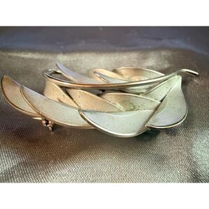 Vintage Mid Century Modern Silver Tone Leaf Spray Brooch Abstract Botanical Pin